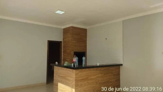 Foto 16 de 28: Casa em leilão em Nova Mutum - MT — Casa, Padrão, 1 Vaga(S) de Garagem