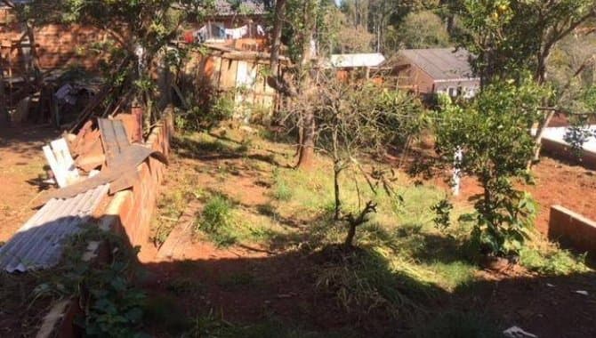 Foto 8 de 13: Casa em leilão em Passo Fundo - RS — Casa, Padrão, 0 Vaga(S) de Garagem