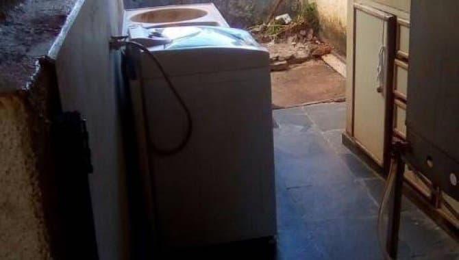 Foto 7 de 19: Casa em leilão em Grão Mogol - MG — Casa, Padrão, 1 Vaga(S) de Garagem