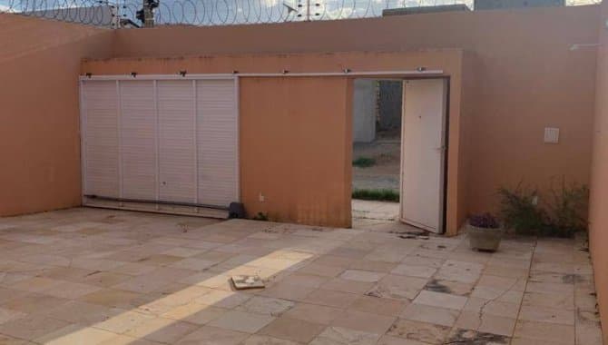 Foto 20 de 41: Casa em leilão em Sobral - CE — Casa, Padrão, 1 Vaga(S) de Garagem