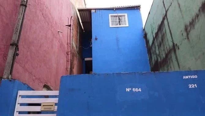 Foto 1 de 12: Casa em leilão em Embu Das Artes - SP — Casa 122 m² - Jardim Mimas - Embu das Artes - SP