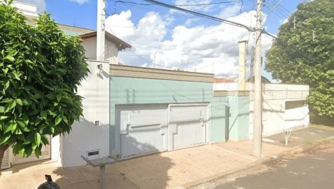 Foto 1 de 4: Casa em leilão em Araçatuba - SP — Casa 195 m² - Icaray - Araçatuba - SP