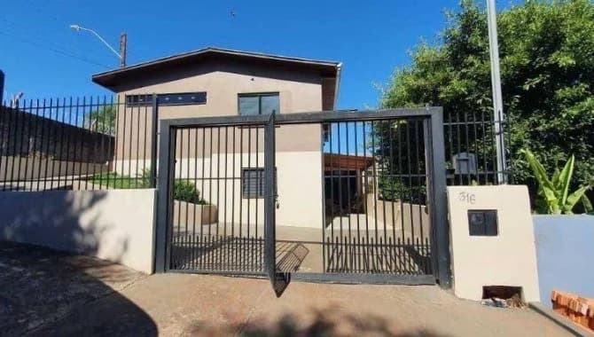 Foto 1 de 15: Casa em leilão em Ijuí - RS — Casa, Padrão, 0 Vaga(S) de Garagem