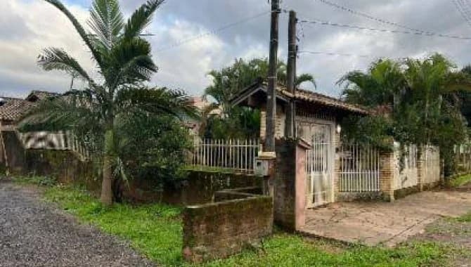 Foto 5 de 8: Casa em leilão em Igrejinha - RS — Casa, Padrão, 0 Vaga(S) de Garagem