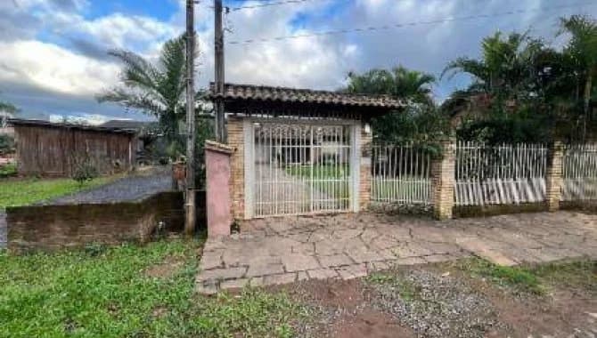 Foto 2 de 8: Casa em leilão em Igrejinha - RS — Casa, Padrão, 0 Vaga(S) de Garagem
