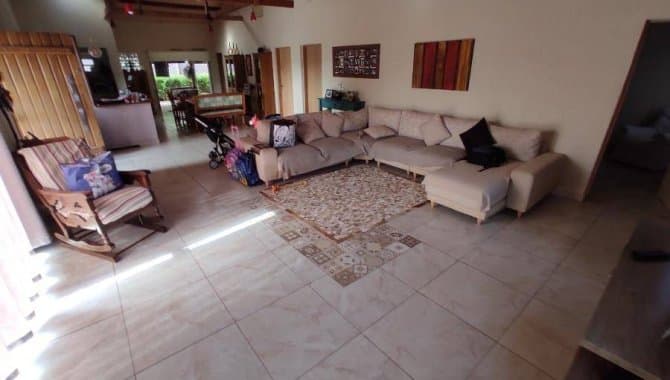 Foto 11 de 14: Casa em leilão em Mairinque - SP — Casa, Padrão, 1 Vaga(S) de Garagem