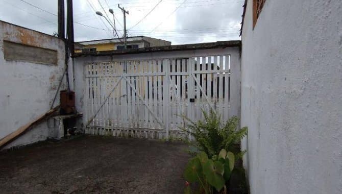 Foto 10 de 12: Casa em leilão em Mongaguá - SP — Casa, Padrão, 1 Vaga(S) de Garagem