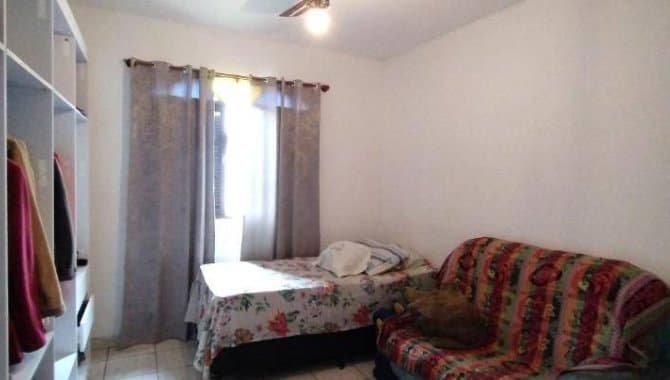 Foto 9 de 12: Casa em leilão em Mongaguá - SP — Casa, Padrão, 1 Vaga(S) de Garagem