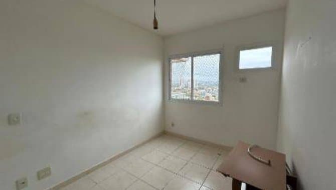 Foto 13 de 14: Apartamento em leilão em Macaé - RJ — Apartamento, Padrão, 1 Vaga(S) de Garagem