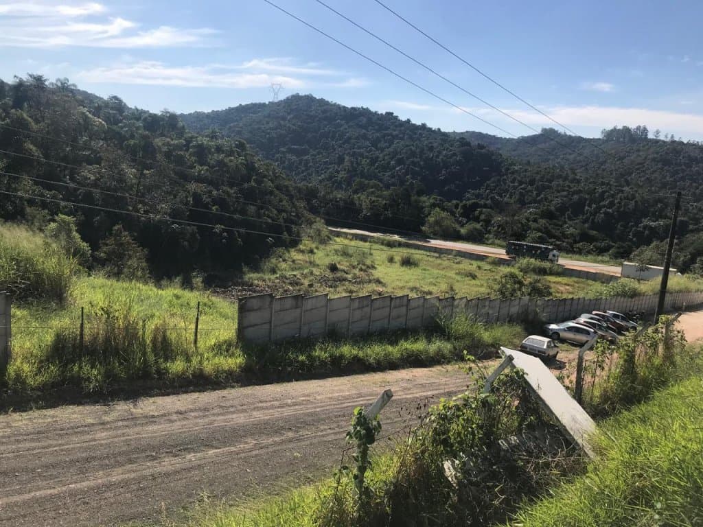 Foto 2 de 4: Terreno em leilão em Araçariguama - SP — Área de 25.118 m² (Loteamento Industrial Ribeirão do Colégio) - Araçariguama - SP