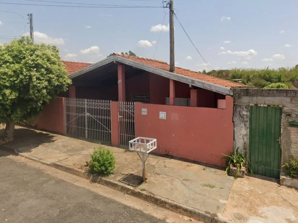 Foto 3 de 5: Casa em leilão em Cafelândia - SP — Casa 260 m² - Ernandes Passanezi - Cafelândia - SP