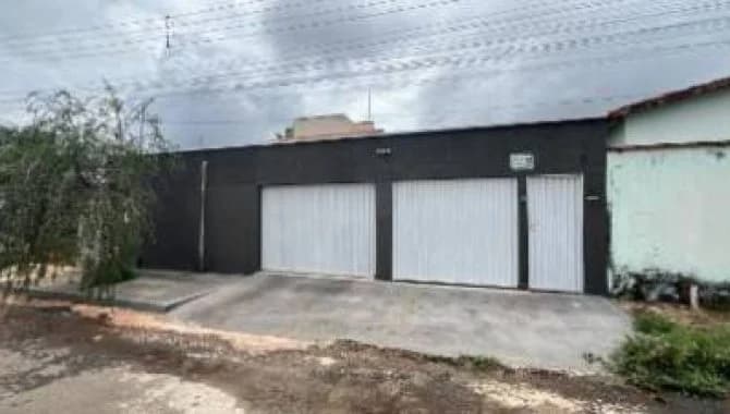 Foto 1 de 3: Casa em leilão em Inhumas - GO — Casa, Padrão, 1 Vaga(S) de Garagem