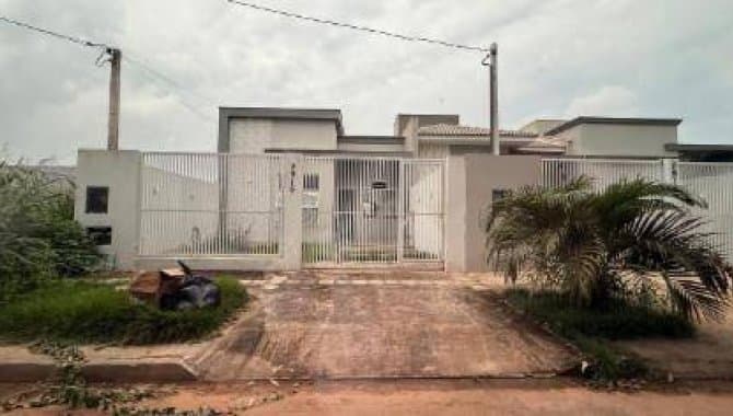 Foto 1 de 16: Casa em leilão em Sinop - MT — Casa, Padrão, 1 Vaga(S) de Garagem