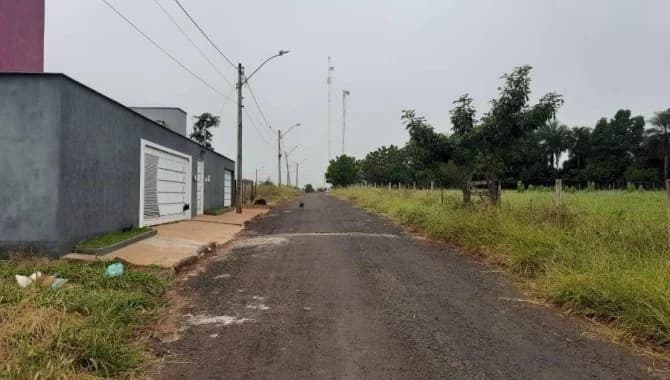 Foto 4 de 67: Casa em leilão em Paranaiguara - GO — Casa, Padrão, 1 Vaga(S) de Garagem