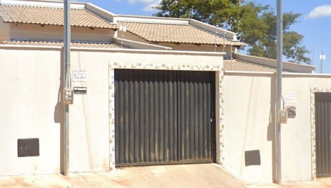 Foto 1 de 2: Casa em leilão em Trindade - GO — Casa 87 m² - Trindade-GO - Rua Ubatuba, 112  - Casa 06 - Jardim Ipanema