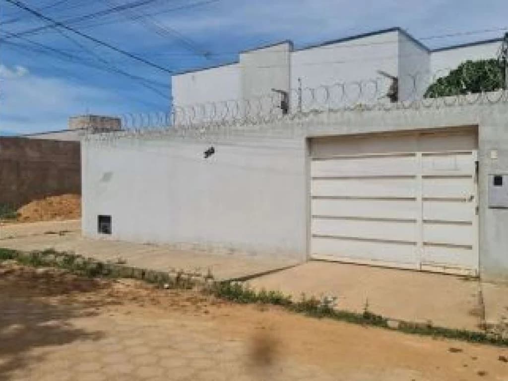 Foto 3 de 4: Casa em leilão em Nova Porteirinha - MG — Casa 68 m² - Califórnia - Nova Porteirinha - MG