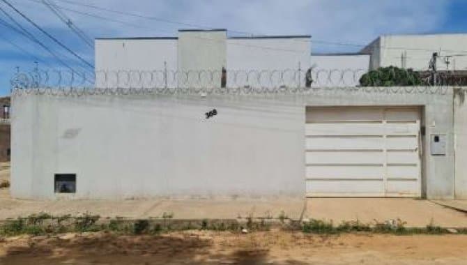 Casa em leilão em Nova Porteirinha - MG — Casa 68 m² - Califórnia - Nova Porteirinha - MG