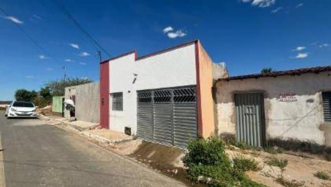 Foto 4 de 5: Casa em leilão em Jaicós - PI — Casa, Padrão, 1 Vaga(S) de Garagem