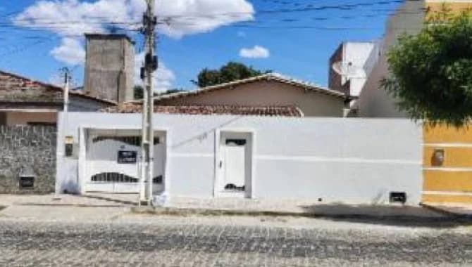 Casa em leilão em Caicó - RN — Casa 197 m² - Vila do Príncipe - Caicó - RN