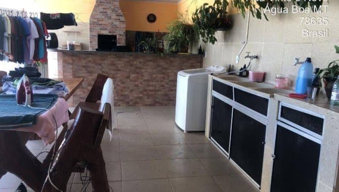 Foto 8 de 14: Casa em leilão em Água Boa - MT — Casa, Padrão, 1 Vaga(S) de Garagem