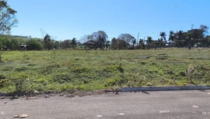 Foto 9 de 12: Terreno em leilão em Pérola - PR — Lote, Padrão, 0 Vaga(S) de Garagem