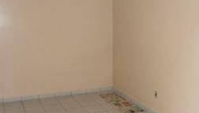 Foto 5 de 21: Casa em leilão em Canoas - RS — Casa, Padrão, 1 Vaga(S) de Garagem