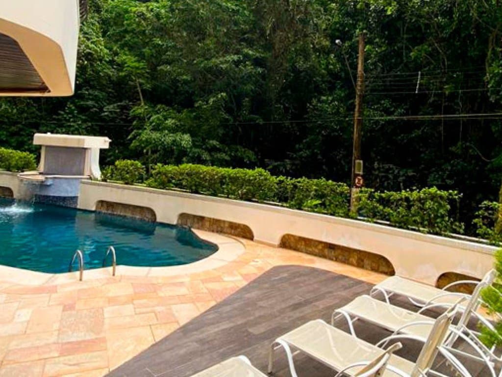 Foto 8 de 22: Apartamento em leilão em Guarujá - SP — Apartamento 182 m² com 02 vagas (próx. à Praia das Pitangueiras) - Barra Funda - Guarujá - SP