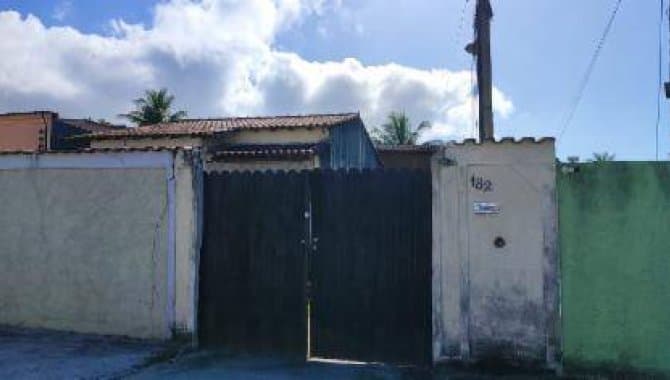 Foto 1 de 4: Casa em leilão em Magé - RJ — Casa 99 m² - Praia do Imperador - Magé - RJ