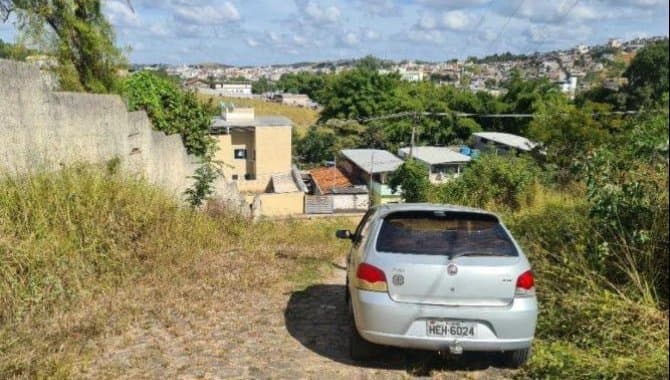Foto 17 de 71: Casa em leilão em Formiga - MG — Casa 292 m - Esplanada do Castelo - Formiga - MG