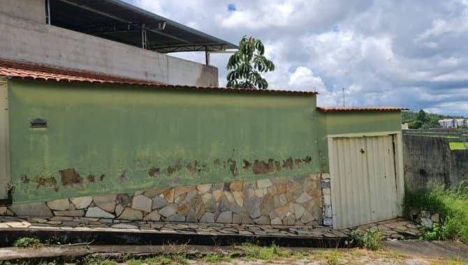 Foto 69 de 71: Casa em leilão em Formiga - MG — Casa 292 m - Esplanada do Castelo - Formiga - MG