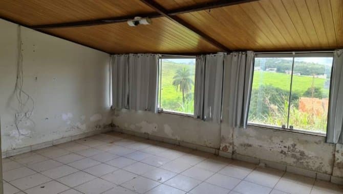 Foto 14 de 71: Casa em leilão em Formiga - MG — Casa 292 m - Esplanada do Castelo - Formiga - MG