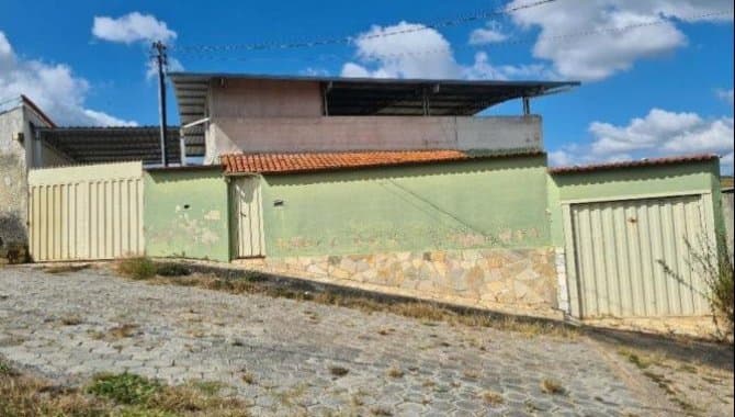 Foto 1 de 71: Casa em leilão em Formiga - MG — Casa 292 m - Esplanada do Castelo - Formiga - MG