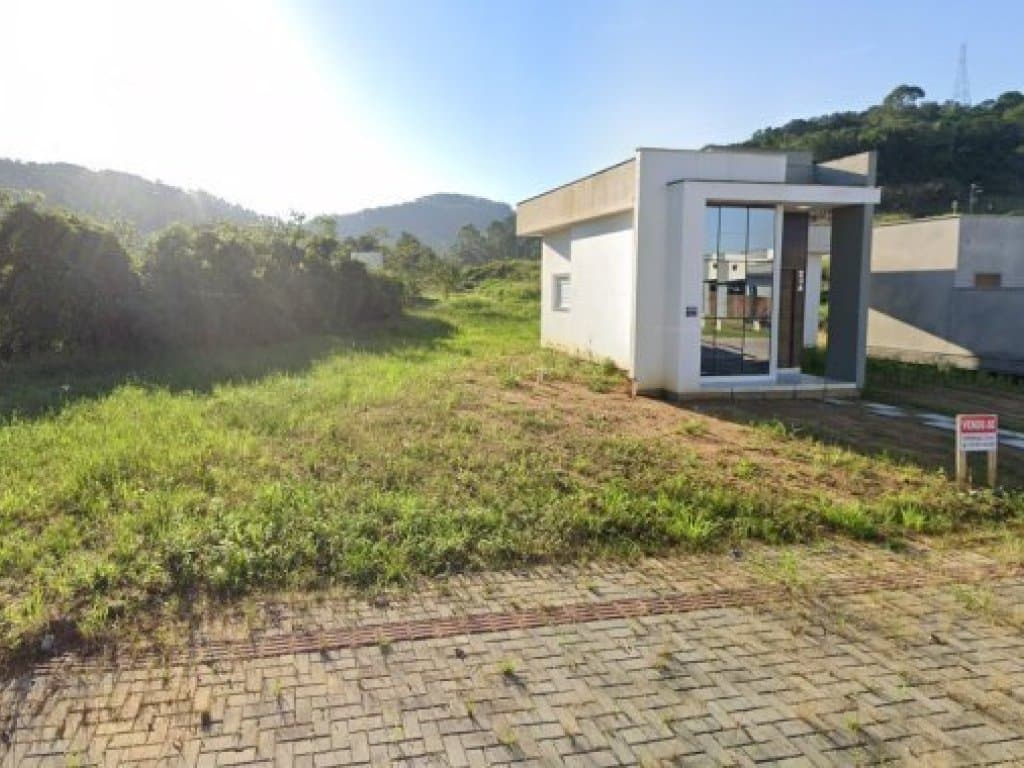 Foto 3 de 4: Casa em leilão em Tubarão - SC — Casa 41 m² (área construída) e 721 m² (terreno) - Humaitá de Cima - Tubarão - SC