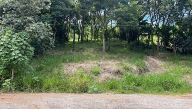 Foto 1 de 6: Terreno em leilão em Bragança Paulista - SP — Área com 1.680 m² - Jardim Caetê - Bragança Paulista - SP