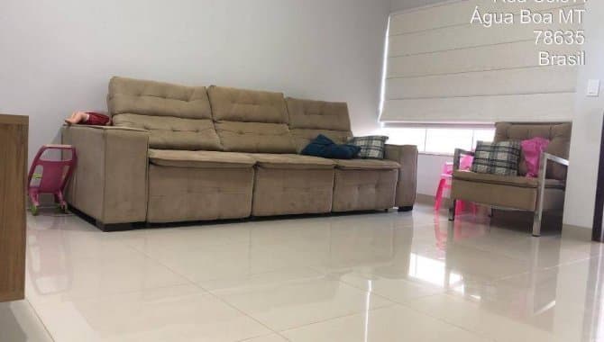 Foto 6 de 11: Casa em leilão em Água Boa - MT — Casa, Padrão, 1 Vaga(S) de Garagem