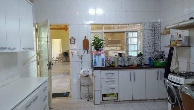 Foto 44 de 67: Casa em leilão em Guaiçara - SP — Casa, Padrão, 2 Vaga(S) de Garagem