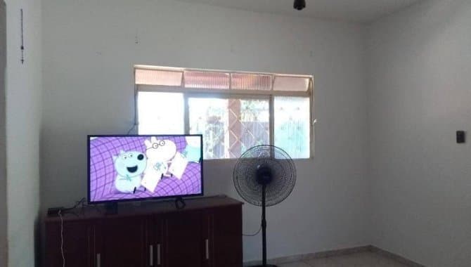 Foto 3 de 67: Casa em leilão em Guaiçara - SP — Casa, Padrão, 2 Vaga(S) de Garagem