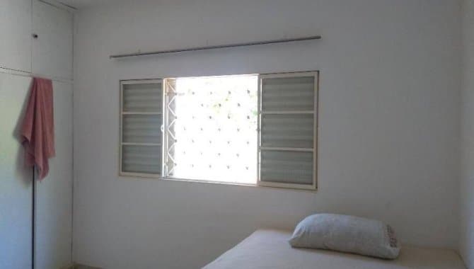 Foto 8 de 67: Casa em leilão em Guaiçara - SP — Casa, Padrão, 2 Vaga(S) de Garagem