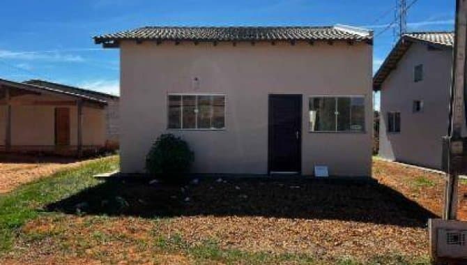 Foto 1 de 2: Casa em leilão em Sinop - MT — Casa 51 m² - Residencial Sabrina III - Sinop - MT
