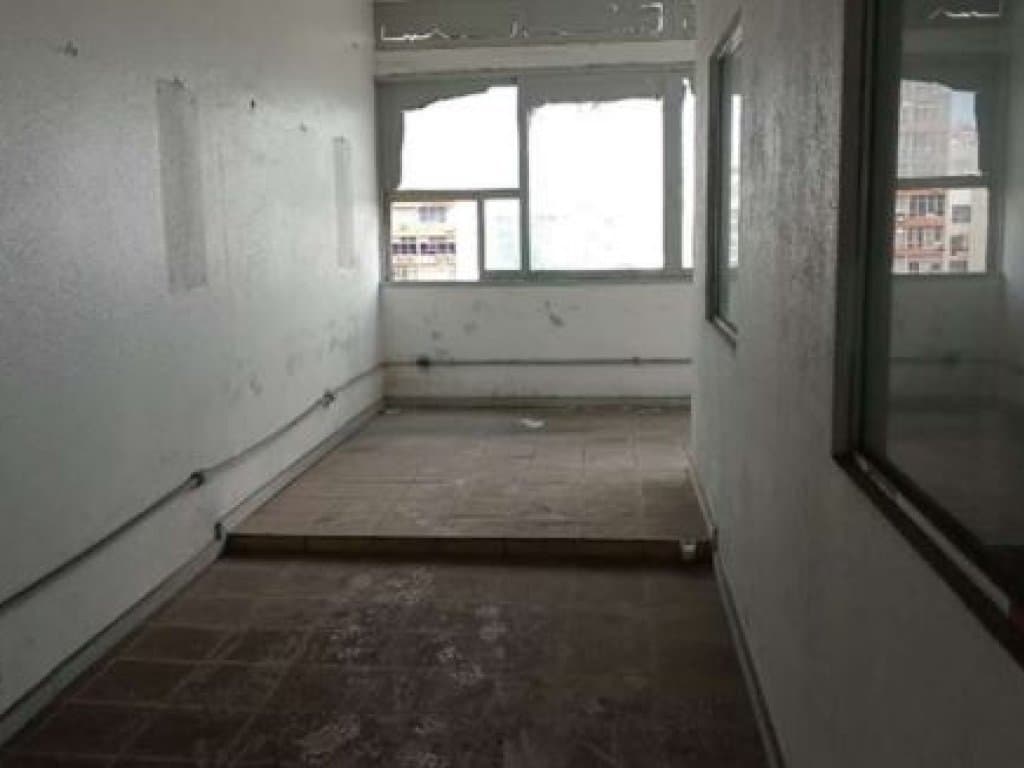 Foto 12 de 35: Comercial em leilão em Niterói - RJ — Edifício Comercial 3.161 m² - Centro - Niterói - RJ