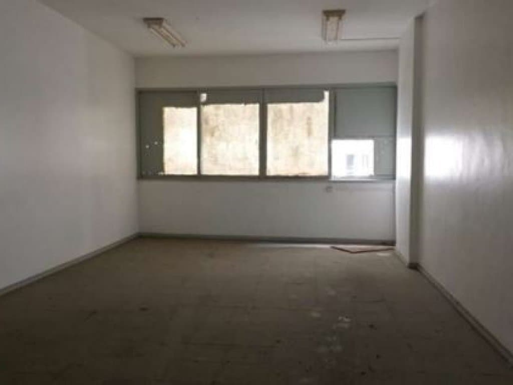Foto 31 de 35: Comercial em leilão em Niterói - RJ — Edifício Comercial 3.161 m² - Centro - Niterói - RJ