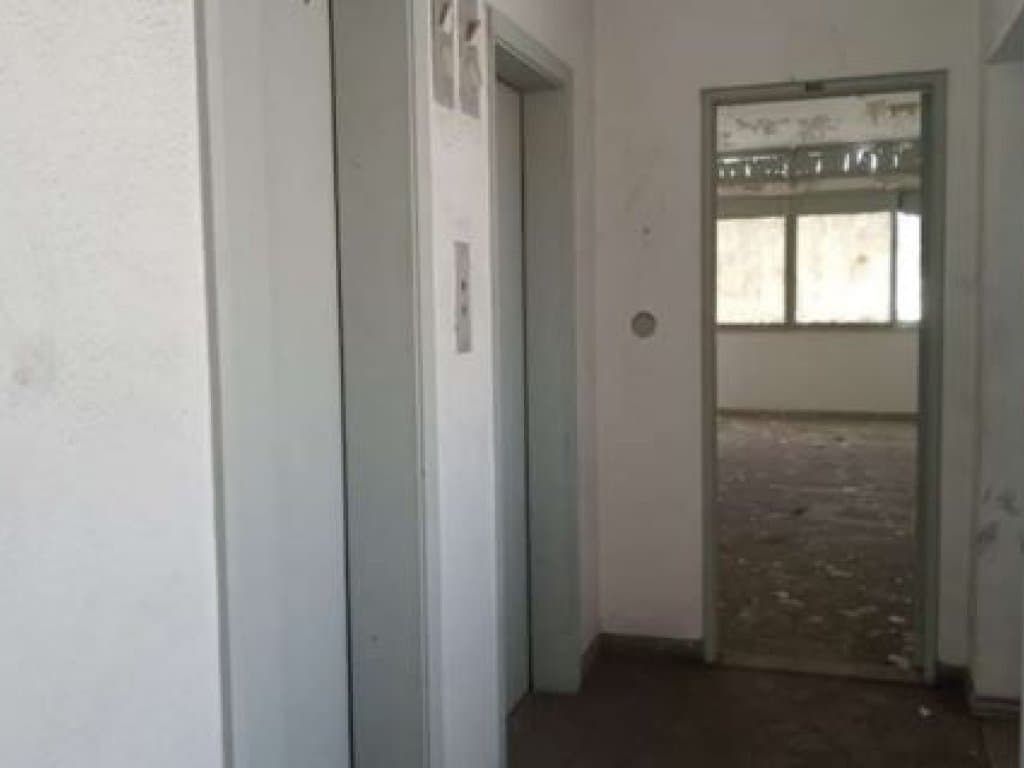 Foto 21 de 35: Comercial em leilão em Niterói - RJ — Edifício Comercial 3.161 m² - Centro - Niterói - RJ