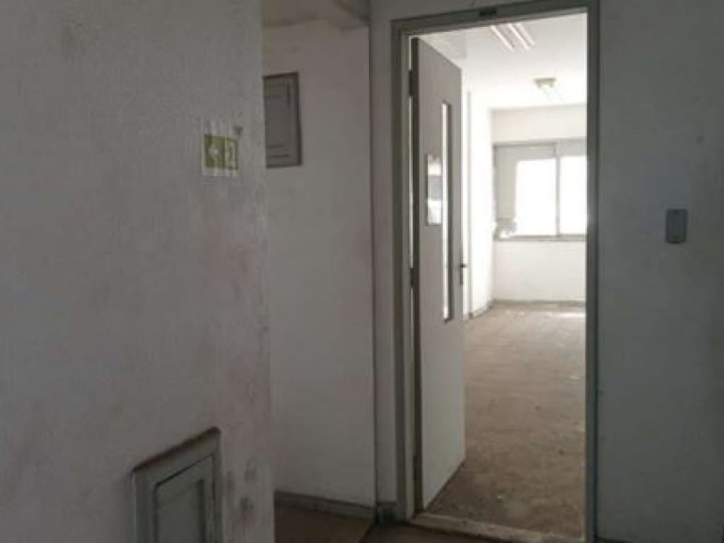 Foto 20 de 35: Comercial em leilão em Niterói - RJ — Edifício Comercial 3.161 m² - Centro - Niterói - RJ