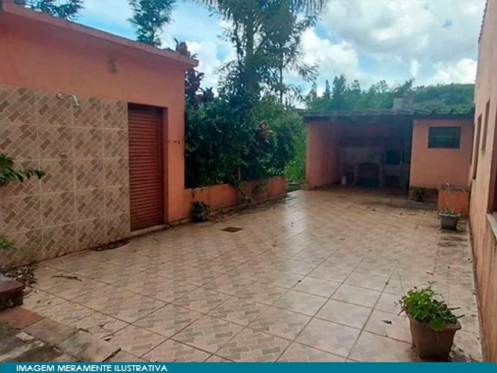 Foto 3 de 7: Casa em leilão em Serra Negra - SP — Casa em Área de 1.070 m² - Três Barras - Serra Negra - SP