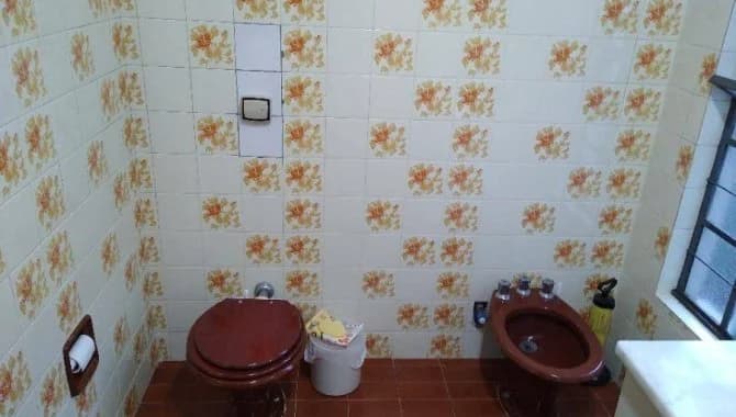 Foto 54 de 65: Casa em leilão em Embu Das Artes - SP — Casa, Padrão, 1 Vaga(S) de Garagem