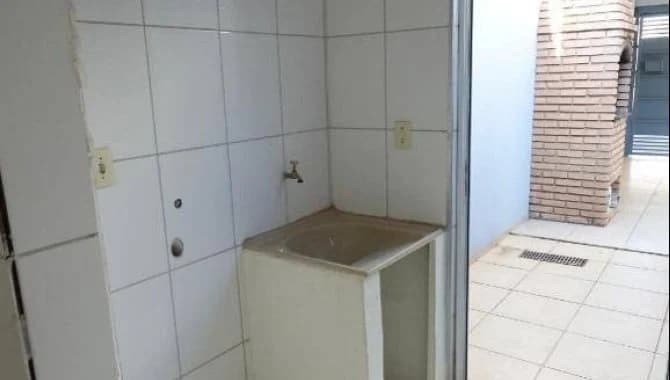 Foto 23 de 28: Casa em leilão em Birigui - SP — Casa, Padrão, 1 Vaga(S) de Garagem