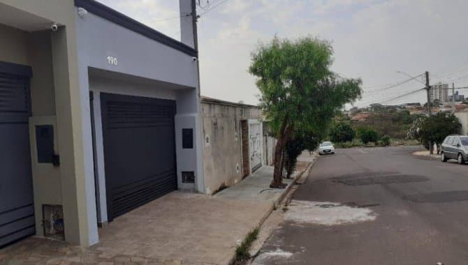 Foto 17 de 28: Casa em leilão em Birigui - SP — Casa, Padrão, 1 Vaga(S) de Garagem