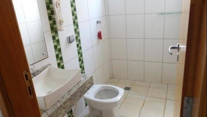 Foto 11 de 28: Casa em leilão em Birigui - SP — Casa, Padrão, 1 Vaga(S) de Garagem