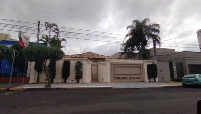 Foto 1 de 3: Casa em leilão em Birigui - SP — Casa, Padrão, 2 Vaga(S) de Garagem