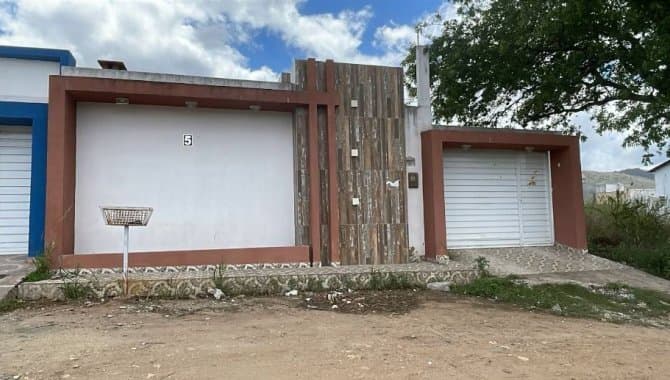 Foto 4 de 5: Casa em leilão em Gravatá - PE — Casa, Padrão, 1 Vaga(S) de Garagem